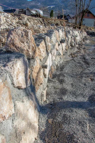 Construção Escarpa Pedra Aldeia — Fotografia de Stock