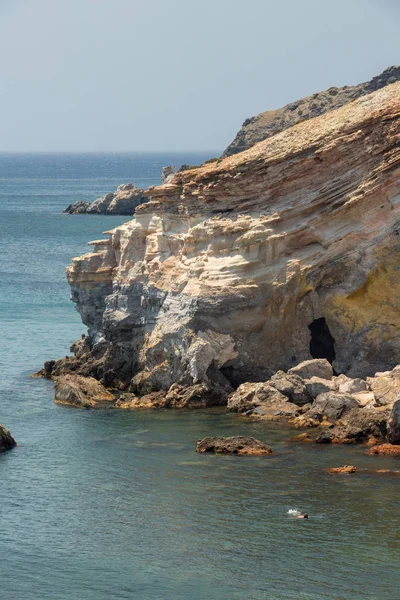 Entrée Sur Une Falaise Volcanique Colorée Sur Île Milos — Photo