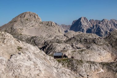 Triglav altında Dağ kulübesi Valentina Stania