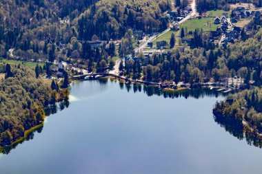 Privec 'ten Bohinj gölü vadisi
