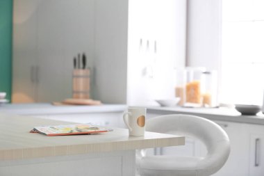 Şık mutfak iç ayarı. Ev tasarımı için fikir