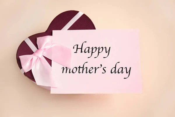 Caixa Presente Cartão Com Palavras Feliz Dia Das Mães Fundo — Fotografia de Stock