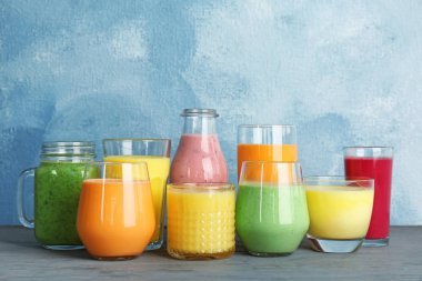 Masada lezzetli detoks smoothies ile Züccaciye Mağazaları