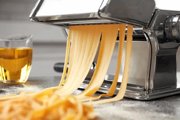 Pasta Maker Dough Oil Kitchen Table — Stock Photo, Image