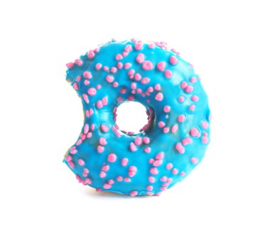 Beyaz arka plan üzerinde sprinkles ile lezzetli ısırıldı halka