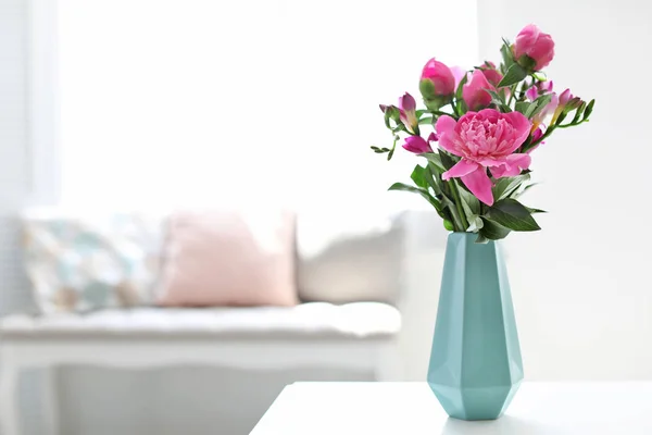 Vase Beautiful Peony Flowers Table Indoors — Stock Photo, Image