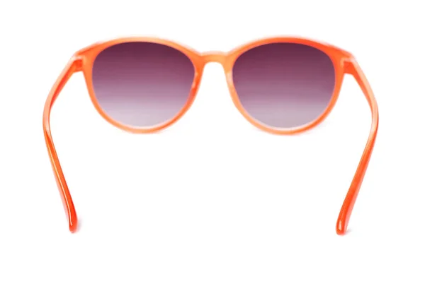 Vackra Solglasögon Vit Bakgrund Strandföremål — Stockfoto