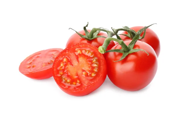 白色背景上新鲜成熟的红色西红柿 — 图库照片