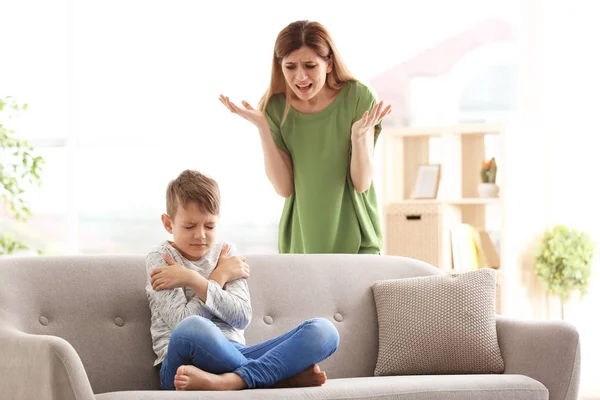 Mother Arguing Son Home — Stock Photo, Image