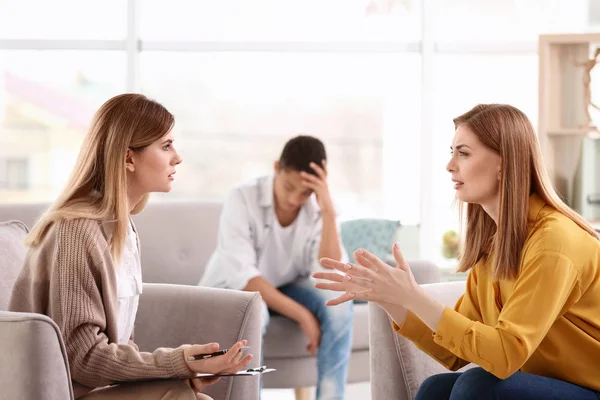 Young Female Psychologist Working Teenage Boy His Mother Office — Stock Photo, Image