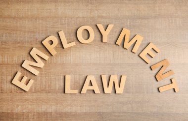 Düz kelime ile kompozisyon iş hukuku ahşap zemin üzerinde yatıyordu