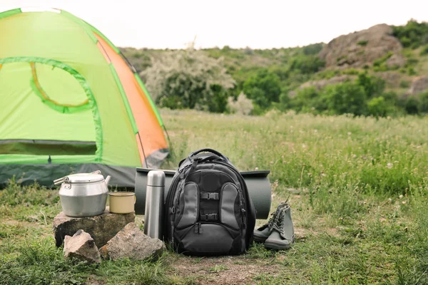 Equipo Camping Tienda Campaña Turística Desierto —  Fotos de Stock