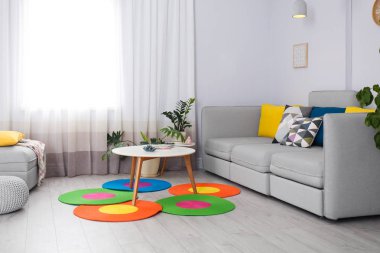 Zarif salon iç rahat kanepe ile