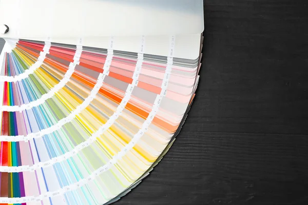 Siyah arka plan, closeup üzerinde renk paleti örnekleri