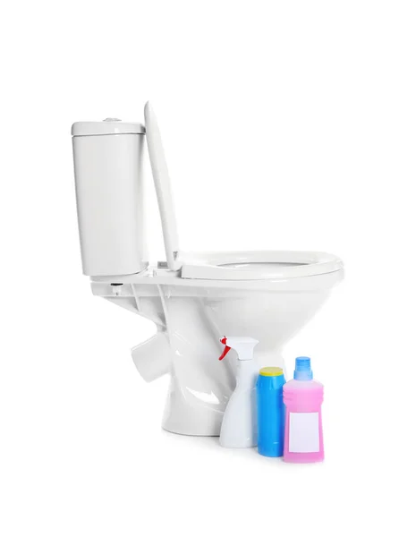 Nieuwe Keramische Toiletpot Flessen Wasmiddel Witte Achtergrond — Stockfoto