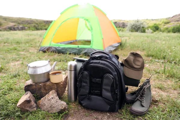 Equipo Camping Tienda Campaña Turística Desierto — Foto de Stock