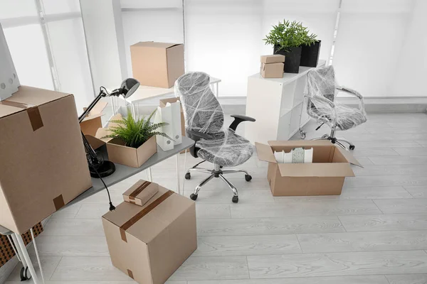 Flytta Lådor Och Möbler Nya Office — Stockfoto