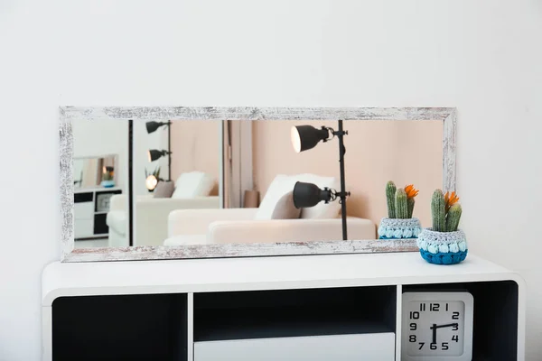 Wide Mirror Table Light Wall — Stock Photo, Image
