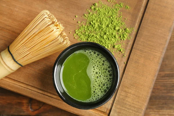 Chawan Met Verse Matcha Thee Chasen Houten Bord Top Uitzicht — Stockfoto