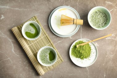 Düz matcha ile kompozisyon çay açayım