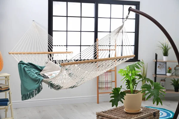 Güzel oda içi rahat hamak