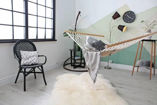 Güzel oda içi rahat hamak