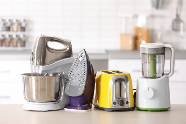 Household Kitchen Appliances Table Blurred Background — Stock Photo, Image