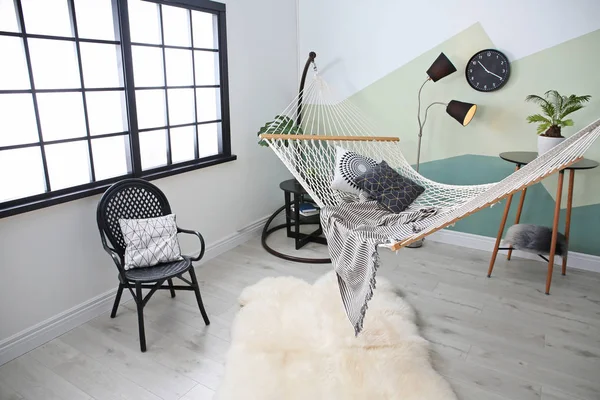 Güzel oda içi rahat hamak