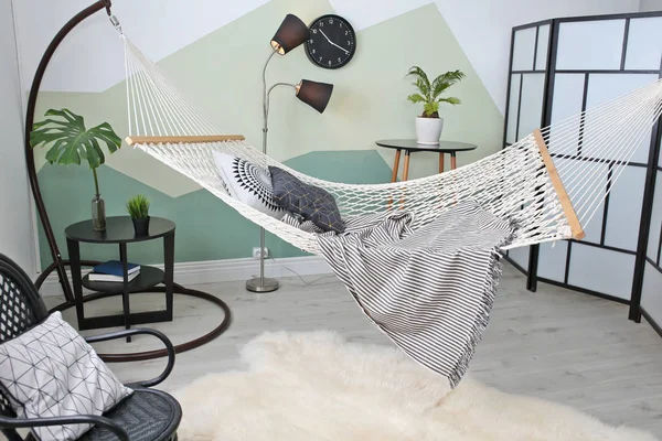 Güzel oda içi rahat hamak