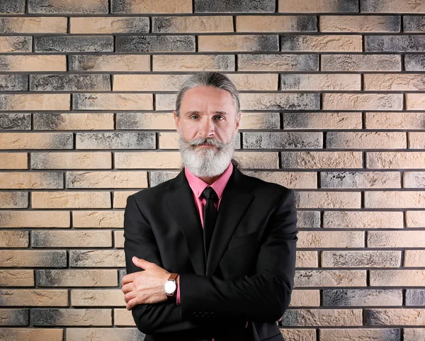 Handsome Bearded Mature Man Suit Brick Wall Background — Stock Photo, Image