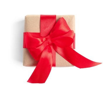 Güzel hediye kutusu beyaz arka plan, üstten görünüm üzerinde sarılı