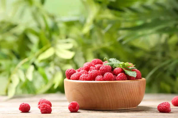 Bowl Ripe Aromatic Raspberries Table Blurred Background — Stock Photo, Image