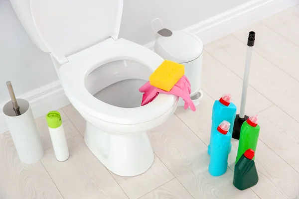 Ceramic Toilet Bowl Bottles Detergent Cleaning Supplies Modern Bathroom — Stock Photo, Image