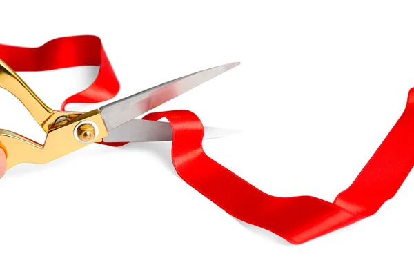 丝带和剪刀在白色背景 礼仪红胶带切割 — 图库照片