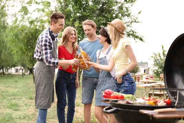 Young People Having Barbecue Modern Grill Outdoors — Stock Photo, Image
