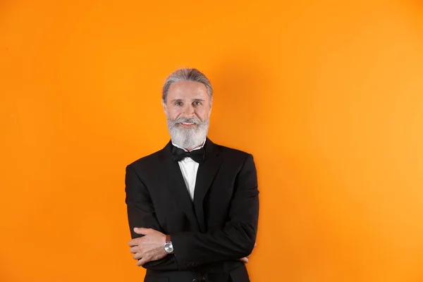 Handsome Bearded Mature Man Suit Color Background — Stock Photo, Image