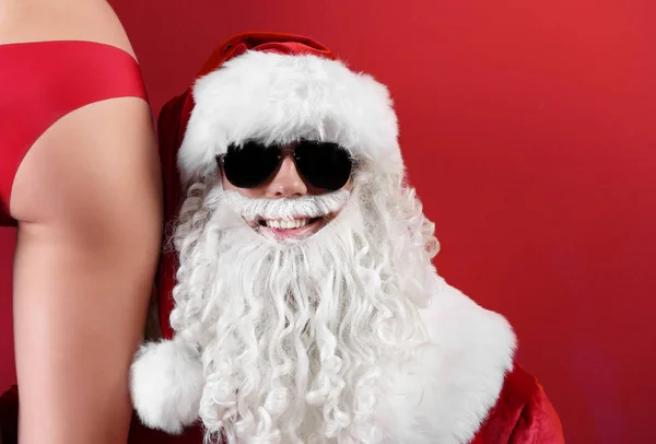 Young Santa Claus Sexy Naked Woman Color Background — Stock Photo, Image