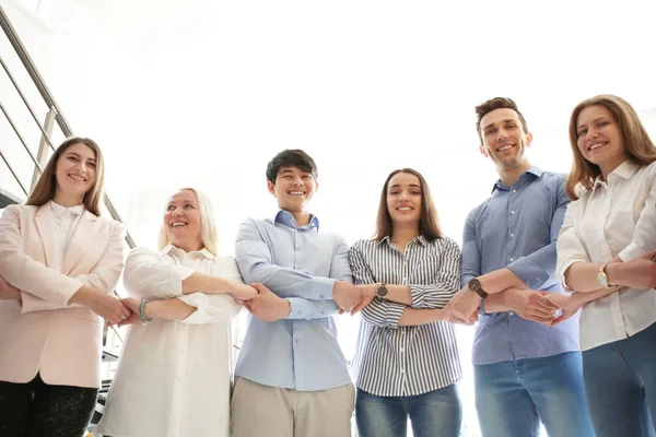 Mensen Hand Hand Binnenshuis Eenheid Concept — Stockfoto