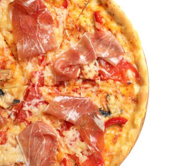 Beyaz zemin üzerine etli lezzetli sıcak pizza