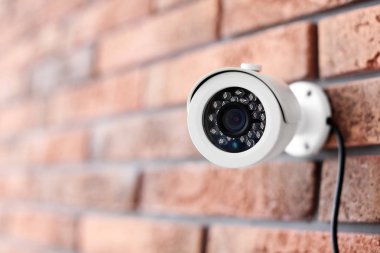 Modern güvenlik Cctv kamera tuğla duvar