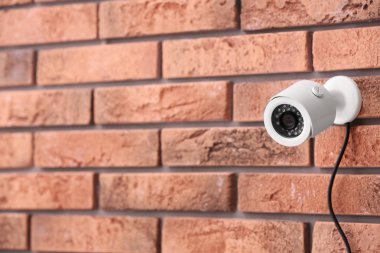 Modern güvenlik Cctv kamera tuğla duvar