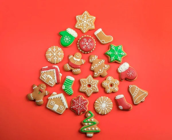 Forma Árvore Natal Feito Biscoitos Caseiros Saborosos Fundo Cor Vista — Fotografia de Stock