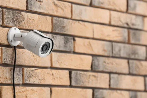 Moderna Säkerhet Cctv Kamera Tegelvägg — Stockfoto