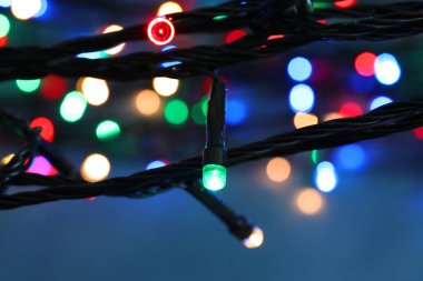 Renk arka plan, closeup güzel Noel ışıkları