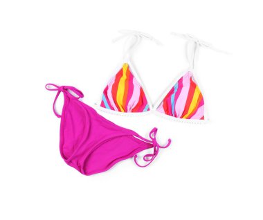 Beyaz arka plan üzerinde güzel bikini