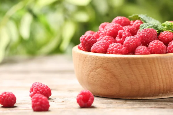 Bowl Ripe Aromatic Raspberries Table Blurred Background — Stock Photo, Image