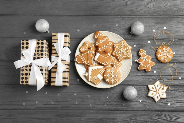 Flat Lay Composition Tasty Homemade Christmas Cookies Wooden Table — Stock Photo, Image