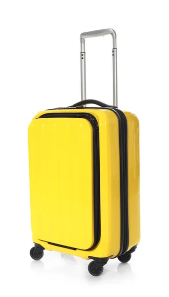 白い背景の明るい黄色のスーツケース — ストック写真