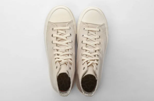 Ζευγάρι Πάνινα Παπούτσια Άσπρο Φόντο Top View — Φωτογραφία Αρχείου