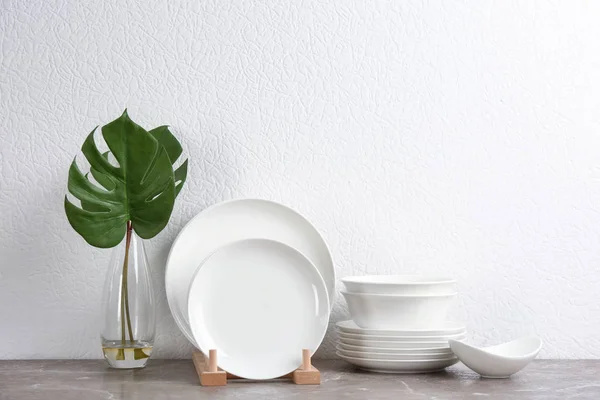 Aantal Nieuwe Keramische Servies Tafel — Stockfoto